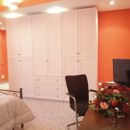Lorenzo Guest house *