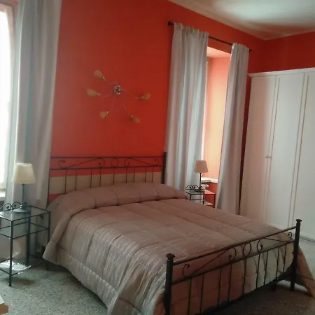 Lorenzo Guest house *